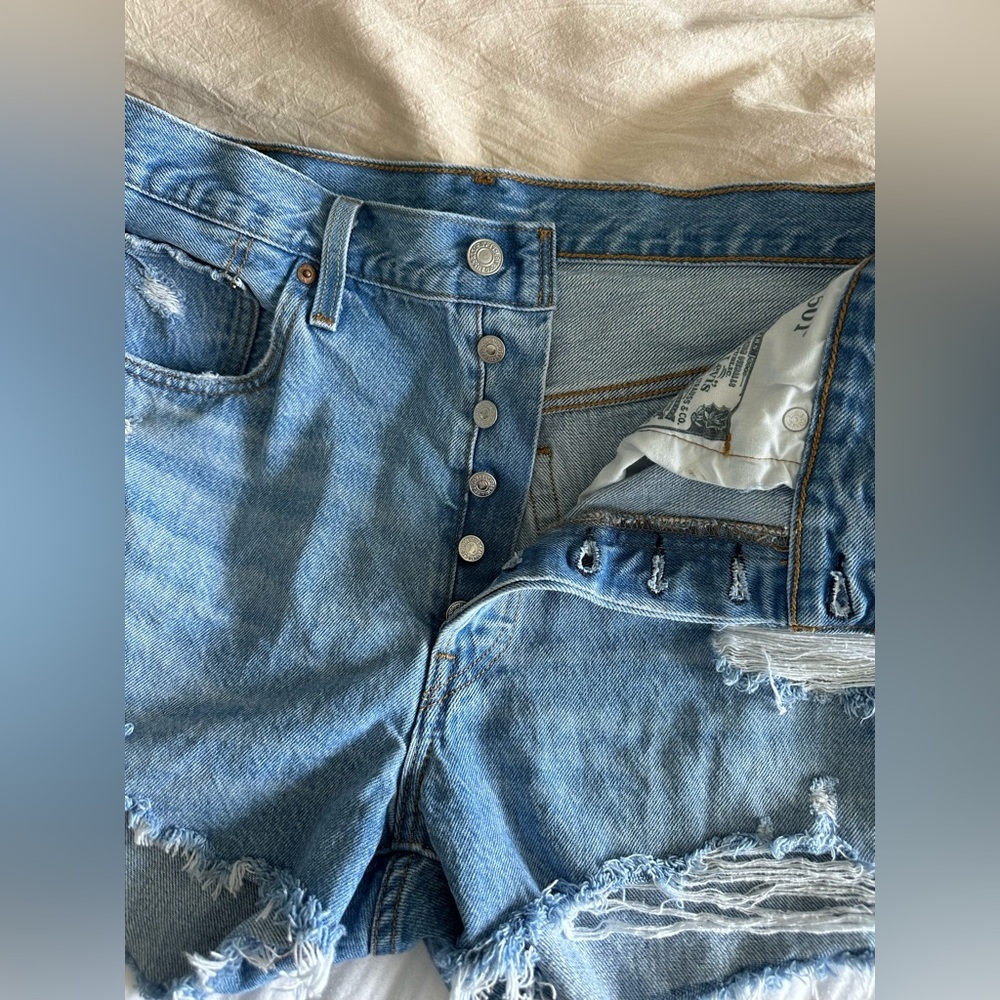 Levi’s 501 Jean Cutoff Shorts 100% Cotton Blue, Size 32 - Picture 7 of 14